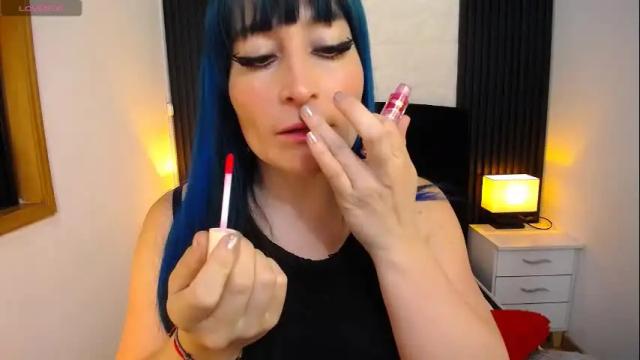 Image 4 of alice_sweetmomma Stream on Chaturbate on 27 days ago