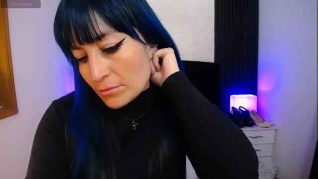 Image 12 of alice_sweetmomma Stream on Chaturbate on 20 days ago