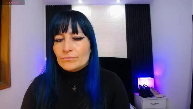 Image 2 of alice_sweetmomma Stream on Chaturbate on 20 days ago