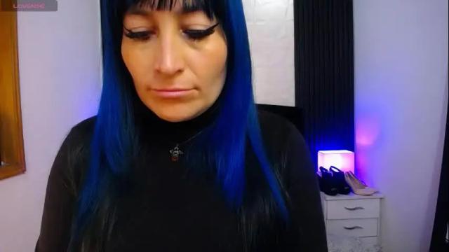 Image 6 of alice_sweetmomma Stream on Chaturbate on 20 days ago