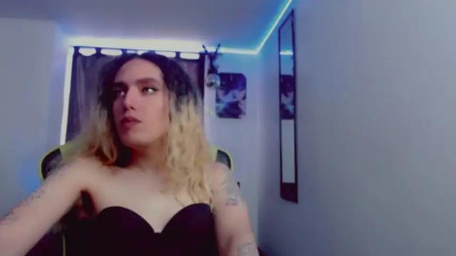 Image 6 of alice_versace Stream on Chaturbate on 17 months ago