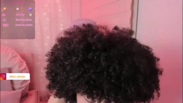 Image 11 of alice_wiinter Stream on Chaturbate on 23 days ago