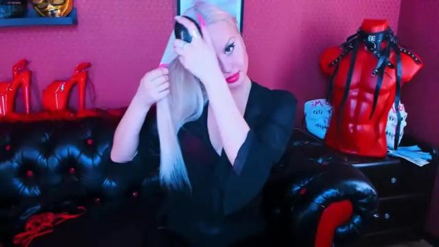 Image 3 of alice_yung Stream on Chaturbate on 16 months ago