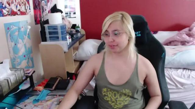 Thumbnail 1, alicebambolats's Stream at Chaturbate, 22 months ago