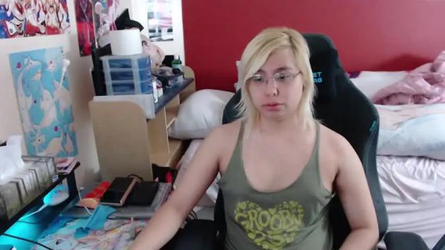 Image 2 of alicebambolats Stream on Chaturbate on 22 months ago