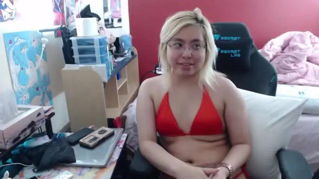 Image 2 of alicebambolats Stream on Chaturbate on 22 months ago