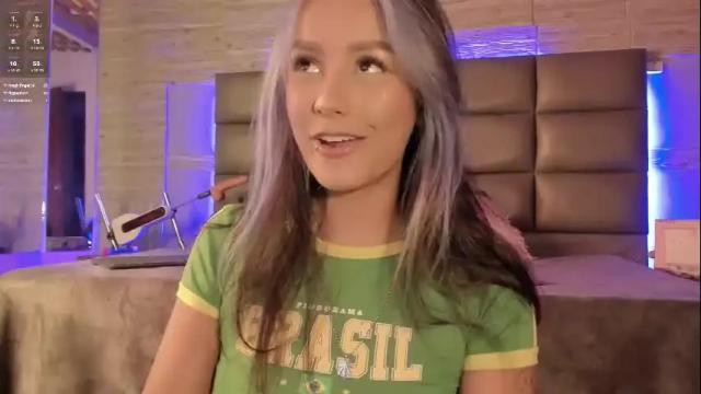 Image 2 of aliceclark__ Stream on Chaturbate on 21 days ago