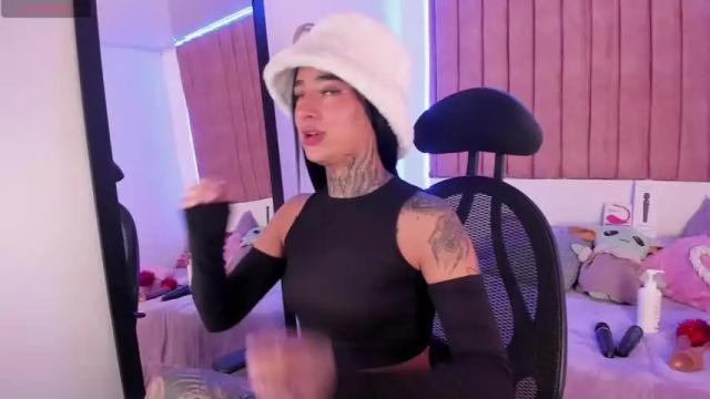Image 2 of alicee_0 Stream on Chaturbate on 13 months ago
