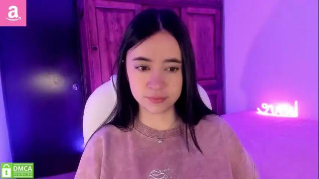 Image 7 of alicee_2 Stream on Chaturbate on 23 days ago