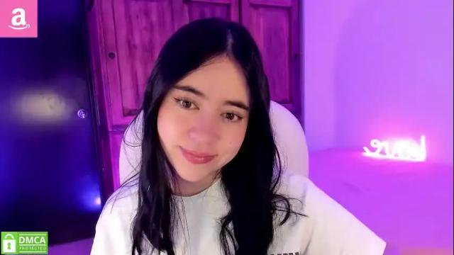 Image 3 of alicee_2 Stream on Chaturbate on 6 months ago