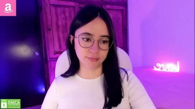 Image 11 of alicee_2 Stream on Chaturbate on 5 months ago