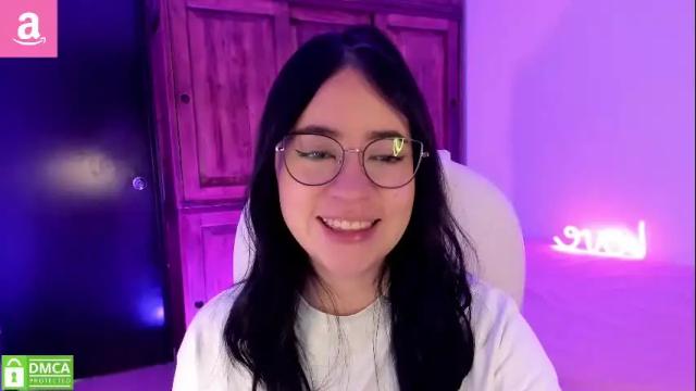 Image 11 of alicee_2 Stream on Chaturbate on 5 months ago