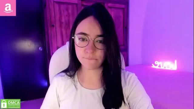 Image 10 of alicee_2 Stream on Chaturbate on 5 months ago
