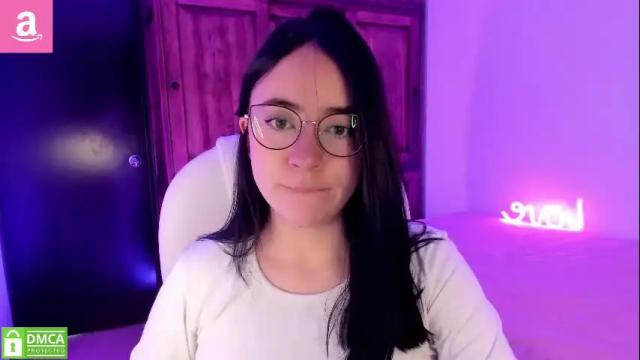 Image 11 of alicee_2 Stream on Chaturbate on 5 months ago
