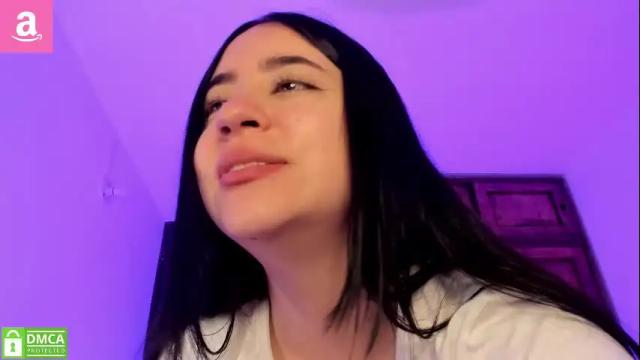Image 11 of alicee_2 Stream on Chaturbate on 5 months ago