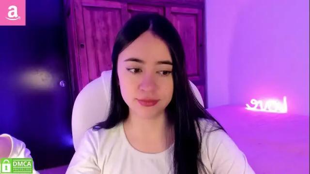 Image 6 of alicee_2 Stream on Chaturbate on 5 months ago