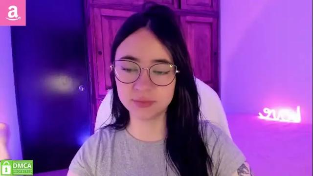 Image 11 of alicee_2 Stream on Chaturbate on 5 months ago