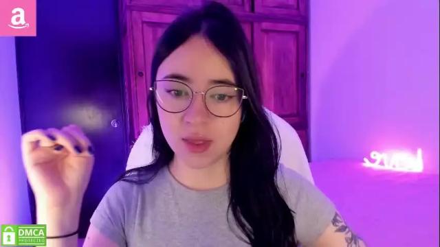 Image 4 of alicee_2 Stream on Chaturbate on 5 months ago