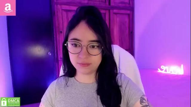 Image 7 of alicee_2 Stream on Chaturbate on 5 months ago