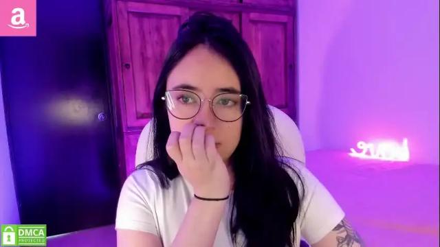 Image 10 of alicee_2 Stream on Chaturbate on 4 months ago