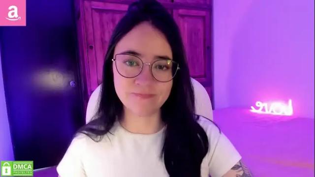 Image 12 of alicee_2 Stream on Chaturbate on 4 months ago