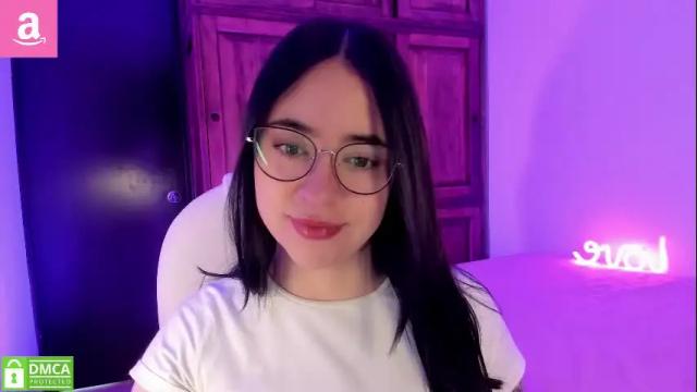 Image 2 of alicee_2 Stream on Chaturbate on 4 months ago