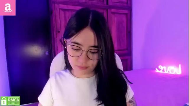 Image 7 of alicee_2 Stream on Chaturbate on 4 months ago