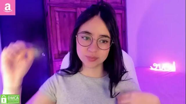 Image 8 of alicee_2 Stream on Chaturbate on 4 months ago
