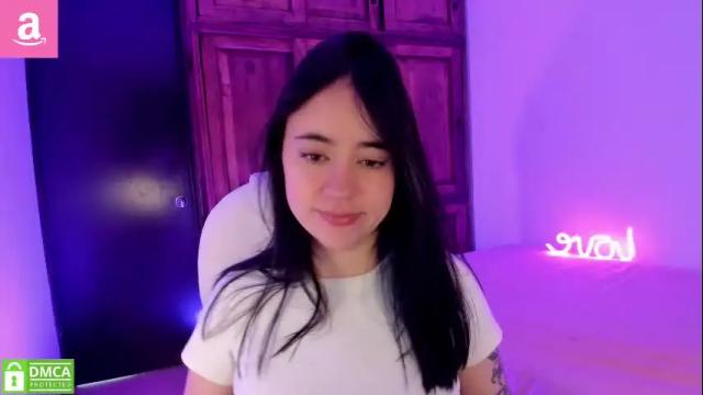 Image 3 of alicee_2 Stream on Chaturbate on 4 months ago
