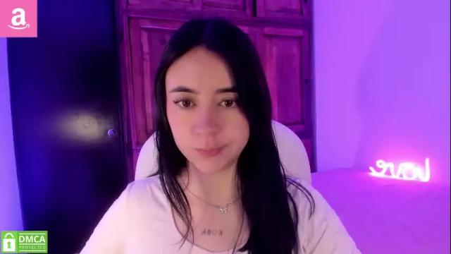 Image 10 of alicee_2 Stream on Chaturbate on 4 months ago