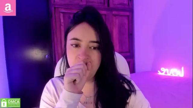 Image 6 of alicee_2 Stream on Chaturbate on 4 months ago