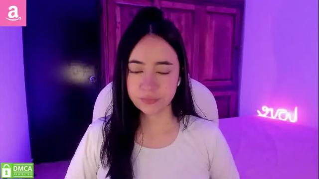 Image 6 of alicee_2 Stream on Chaturbate on 3 months ago