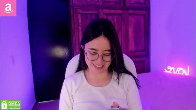 Image 3 of alicee_2 Stream on Chaturbate on 3 months ago