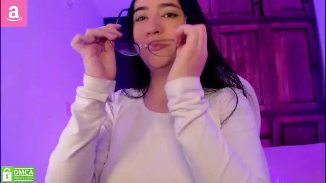 Image 4 of alicee_2 Stream on Chaturbate on 3 months ago