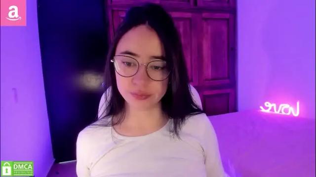 Image 6 of alicee_2 Stream on Chaturbate on 3 months ago