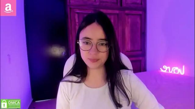 Image 8 of alicee_2 Stream on Chaturbate on 3 months ago