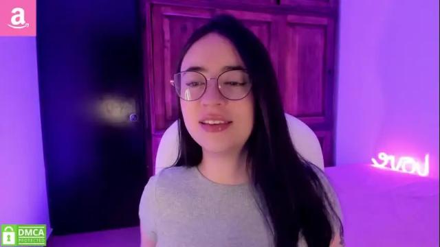 Image 10 of alicee_2 Stream on Chaturbate on 2 months ago