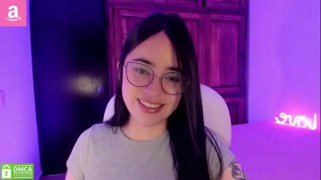 Image 3 of alicee_2 Stream on Chaturbate on 2 months ago