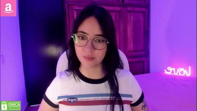 Image 11 of alicee_2 Stream on Chaturbate on 2 months ago