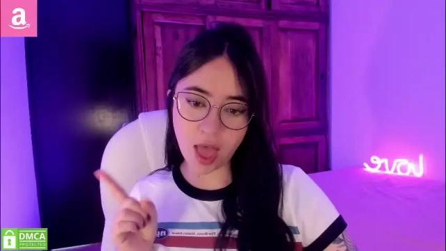 Image 4 of alicee_2 Stream on Chaturbate on 2 months ago