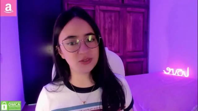 Image 12 of alicee_2 Stream on Chaturbate on 2 months ago
