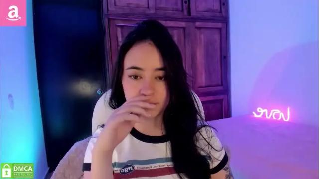 Image 4 of alicee_2 Stream on Chaturbate on 1 month ago