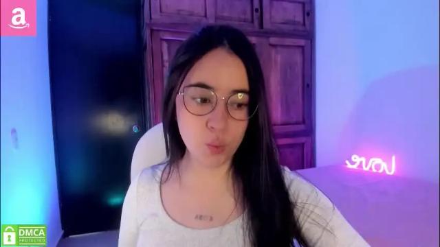 Image 10 of alicee_2 Stream on Chaturbate on 1 month ago