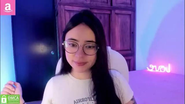 Image 8 of alicee_2 Stream on Chaturbate on 16 hours ago