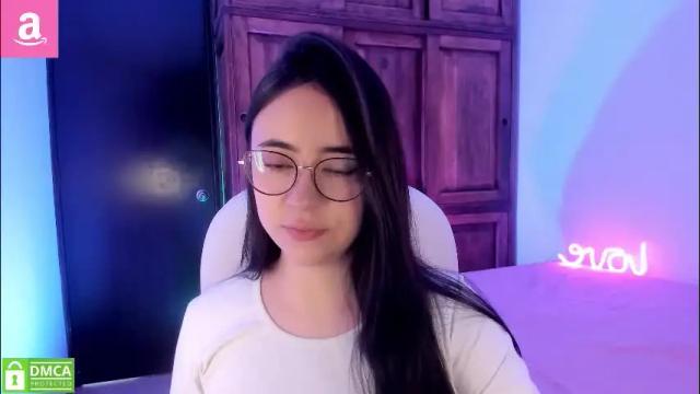 Image 11 of alicee_2 Stream on Chaturbate on 3 months ago