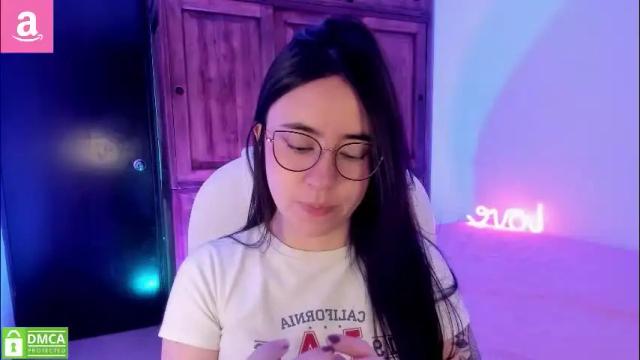 Image 11 of alicee_2 Stream on Chaturbate on 2 months ago
