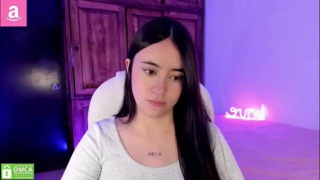 Image 6 of alicee_2 Stream on Chaturbate on 2 months ago