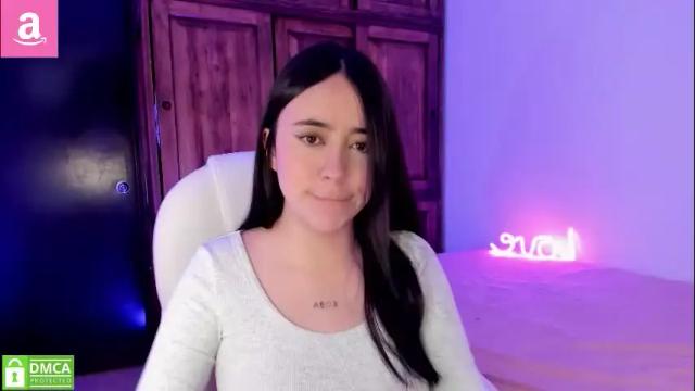 Image 7 of alicee_2 Stream on Chaturbate on 2 months ago