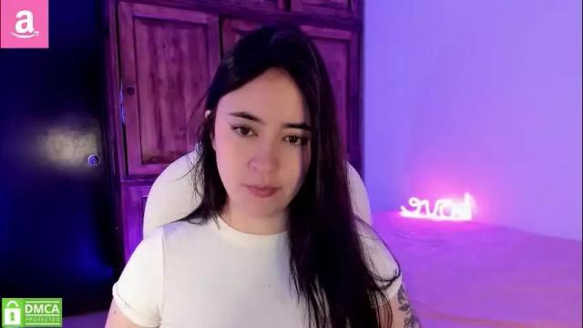 Image 6 of alicee_2 Stream on Chaturbate on 2 months ago