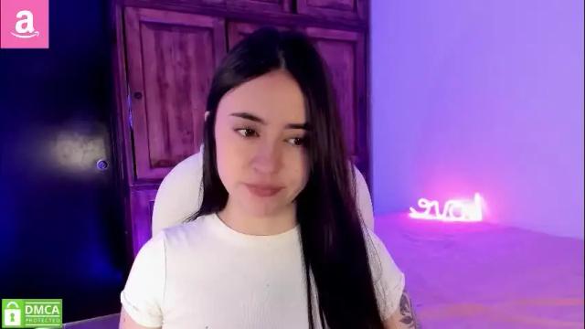 Image 4 of alicee_2 Stream on Chaturbate on 2 months ago